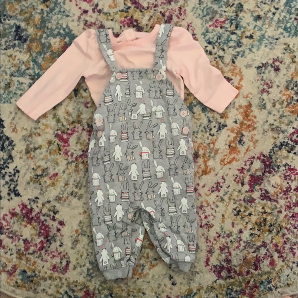 Cute overall jumper (3-6 months)